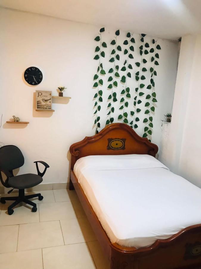 Hostal La 18 Pereira Kültér fotó