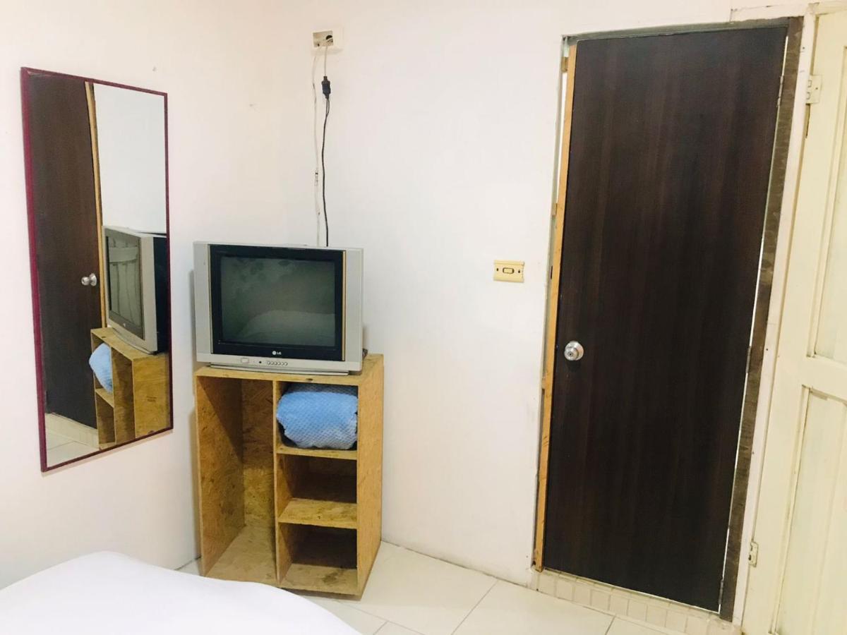 Hostal La 18 Pereira Kültér fotó
