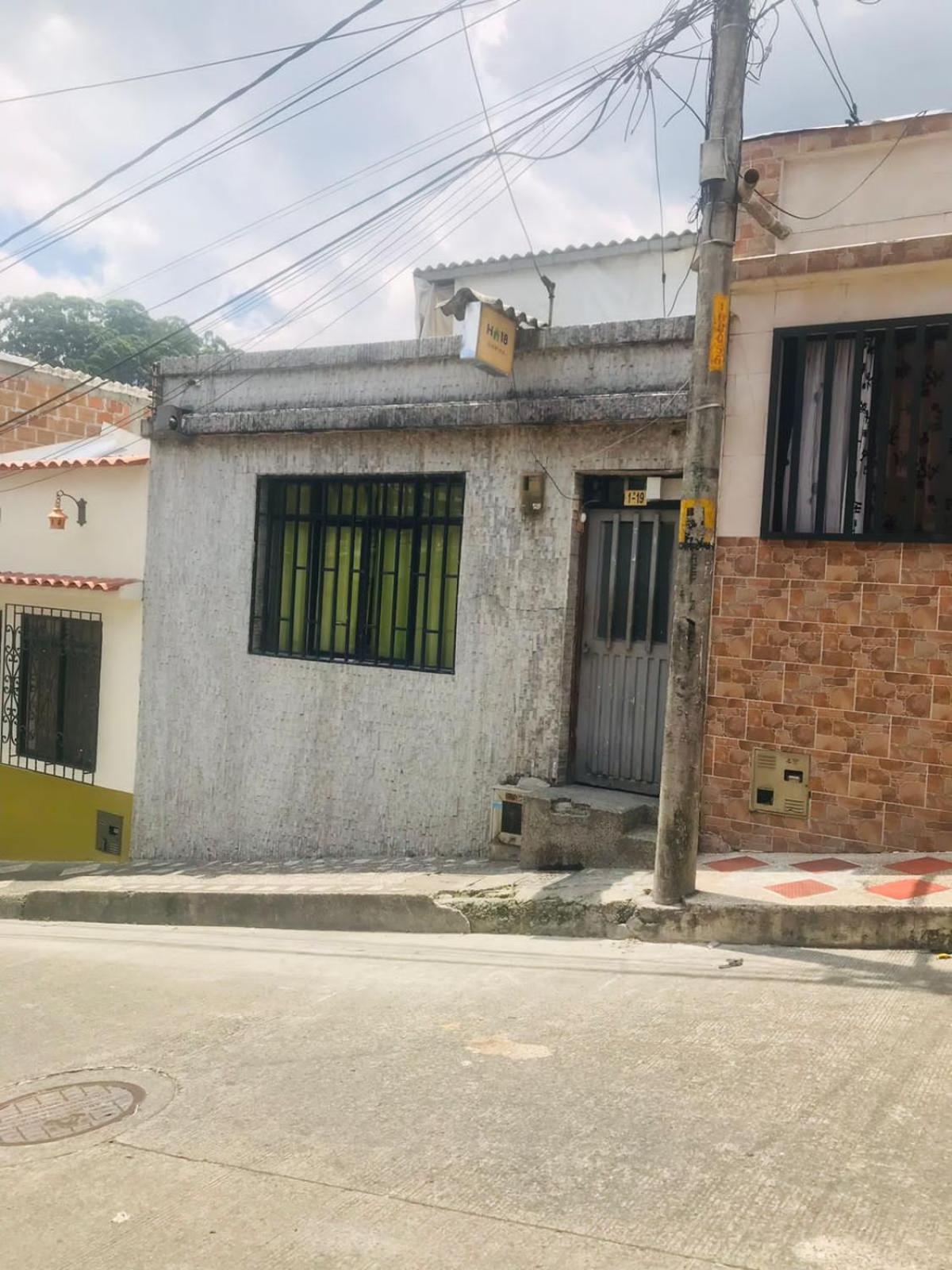 Hostal La 18 Pereira Kültér fotó